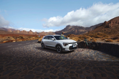 M07_Kia_Niro_34_Front_EV_1
